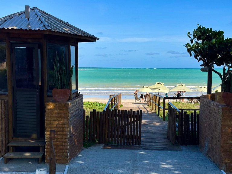 Milagres Condomínio Beira Mar Pé na Areia