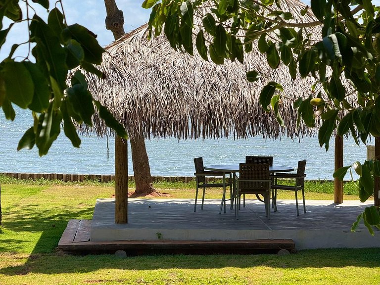 Casa Beira Mar Pé na Areia